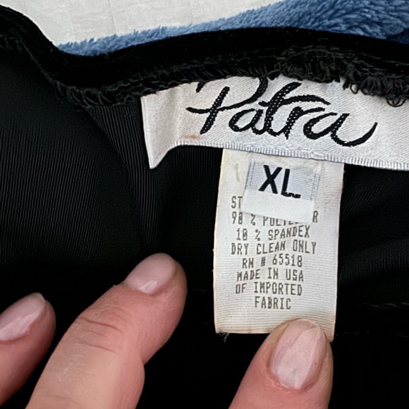 Patra Stretch Velvet Tank. black. Size XL. NWT. - Picture 3 of 6